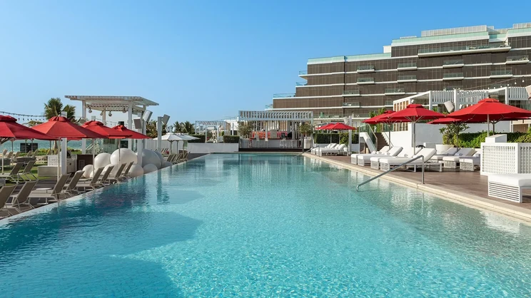 Th8 Palm Dubai Beach Resort